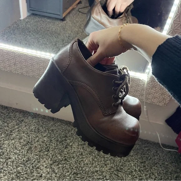 Y2K Clogs - Picture 3 of 4